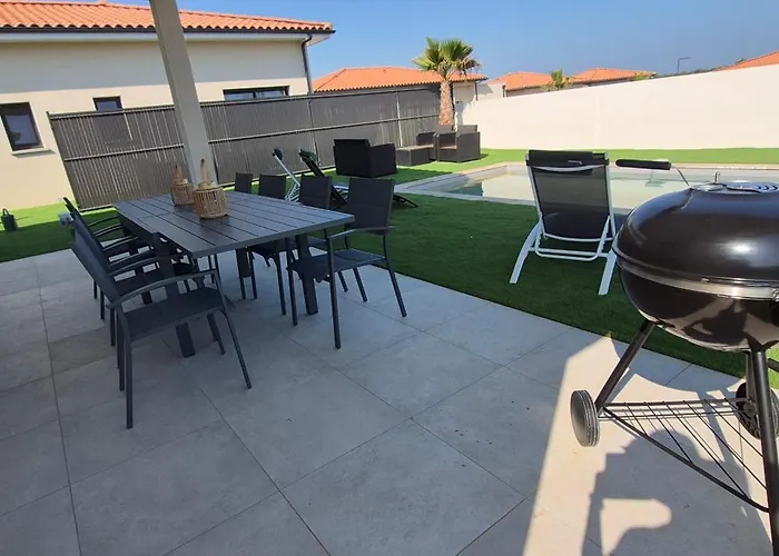 Neuve Hemera , 8 Couchages, Piscine &