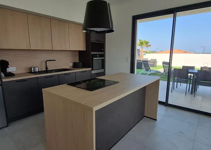 Neuve Hemera , 8 Couchages, Piscine & Portiragnes