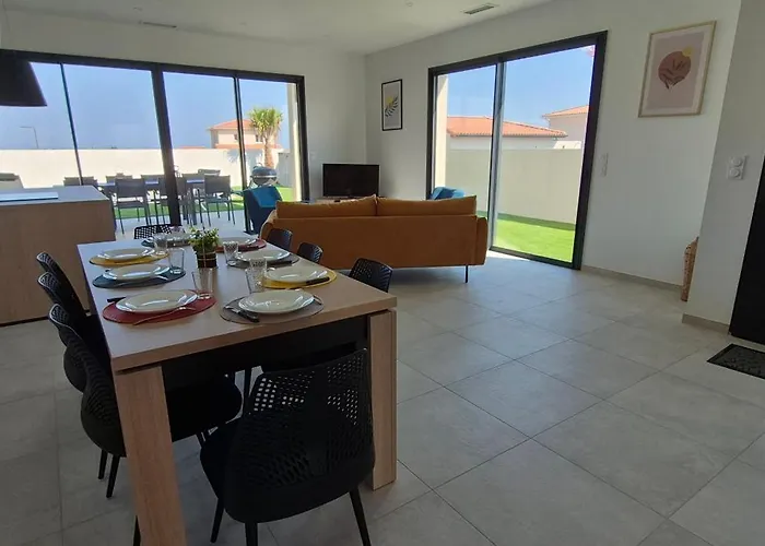 Tatil Evi Neuve Hemera , 8 Couchages, Piscine & *